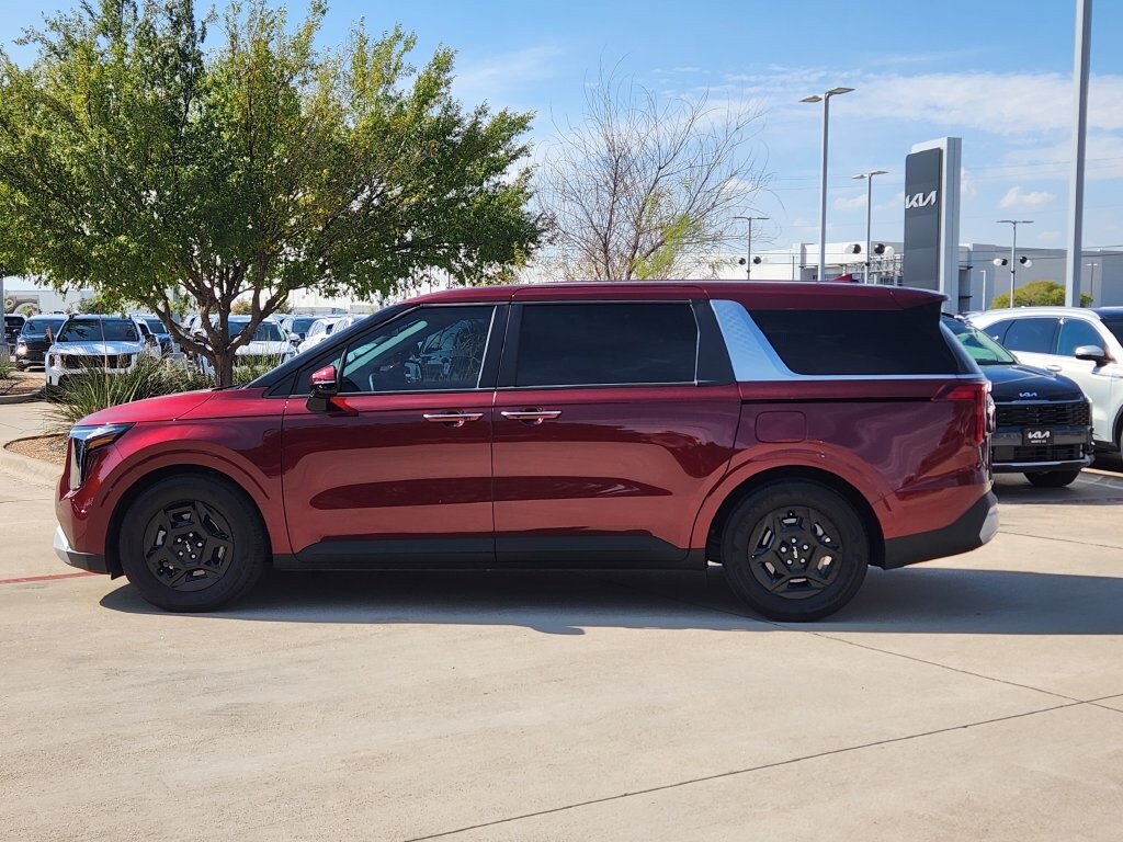 New 2026 Kia Carnival LXS Minivan/Van