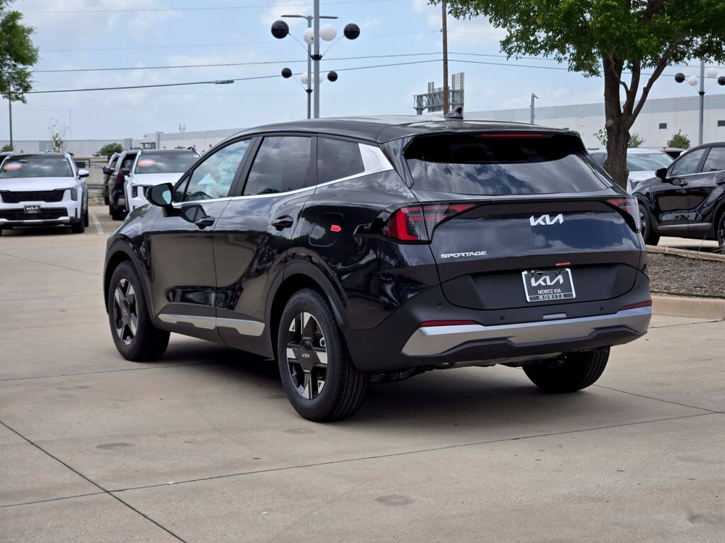 New 2026 Kia Sportage LX SUV