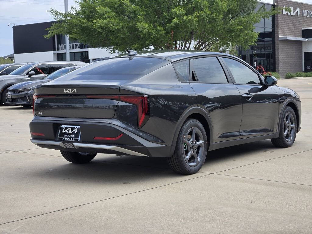 New 2026 Kia K4 LXS Sedan