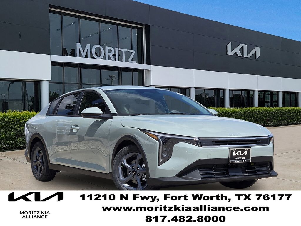New 2026 Kia K4 LXS Sedan