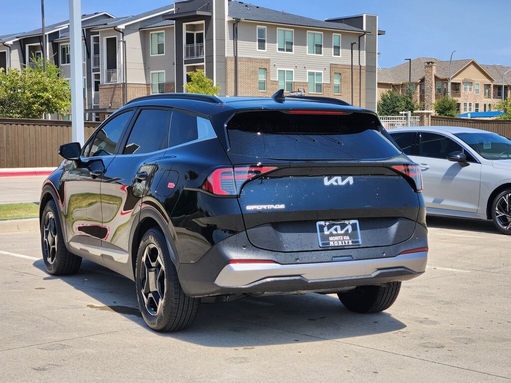 New 2026 Kia Sportage EX SUV