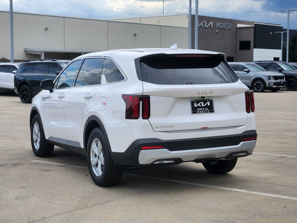 New 2026 Kia Sorento LX SUV