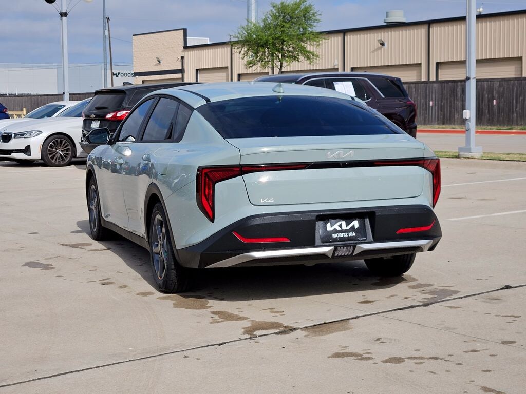 New 2026 Kia K4 LXS Sedan