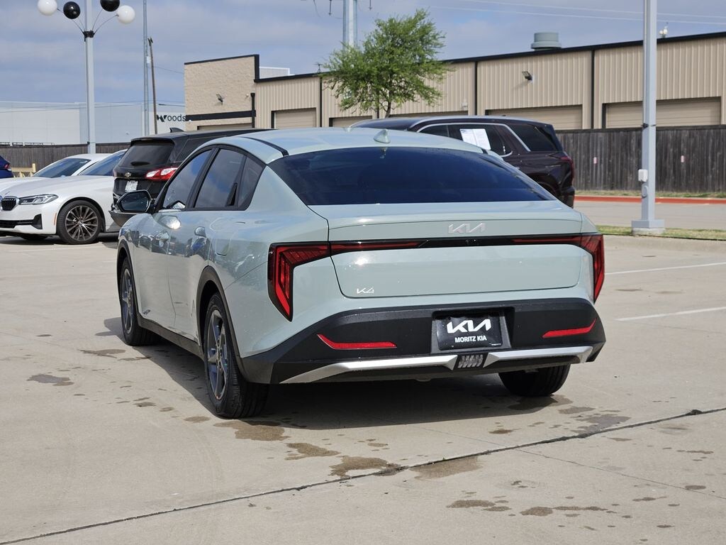 New 2026 Kia K4 LXS Sedan