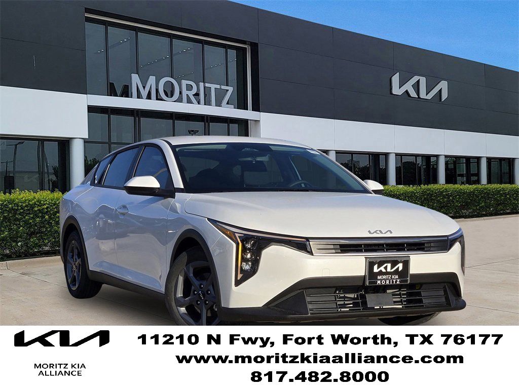 2026 Kia K4 LXS AT's photo