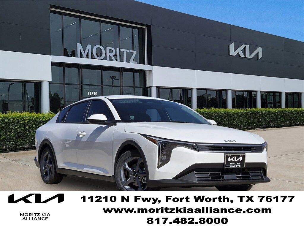 New 2026 Kia K4 LXS Sedan
