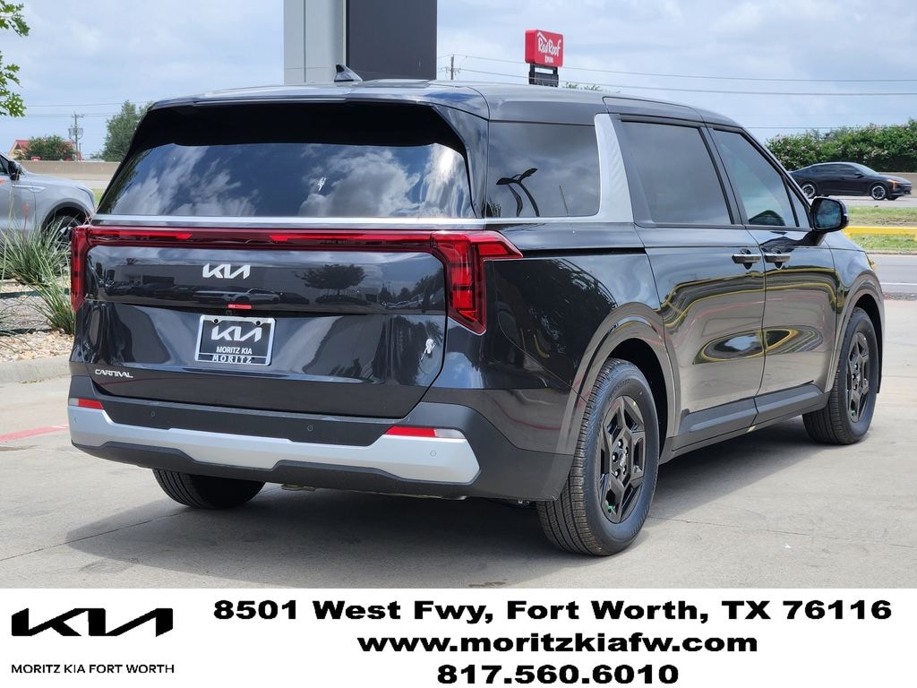 New 2026 Kia Carnival LXS Minivan/Van