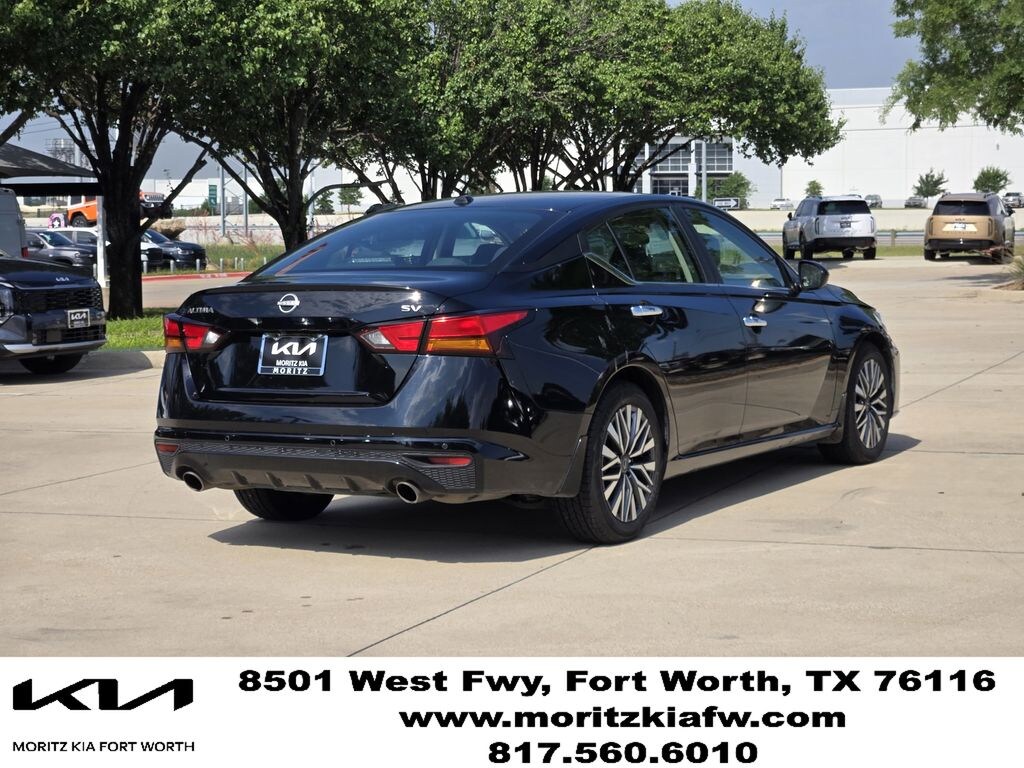 Used 2024 Nissan Altima 2.5 SV Sedan