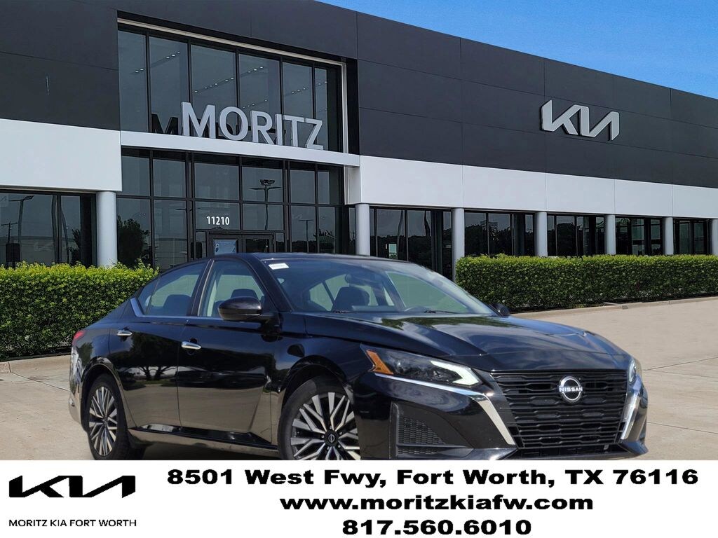 Used 2024 Nissan Altima 2.5 SV Sedan