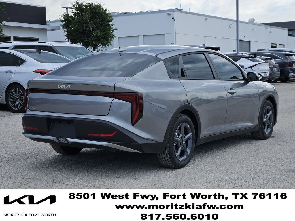 New 2026 Kia K4 LXS Sedan