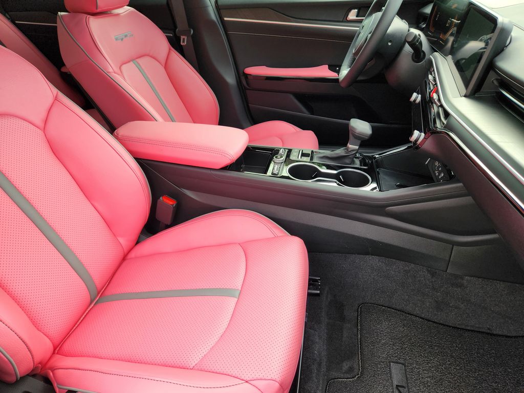 2026 Kia K5 GT-Line - Photo 10