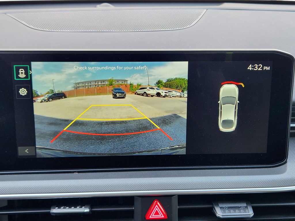 2026 Kia K5 LXS - Photo 13