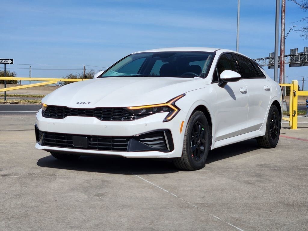 New 2026 Kia K5 LXS Sedan