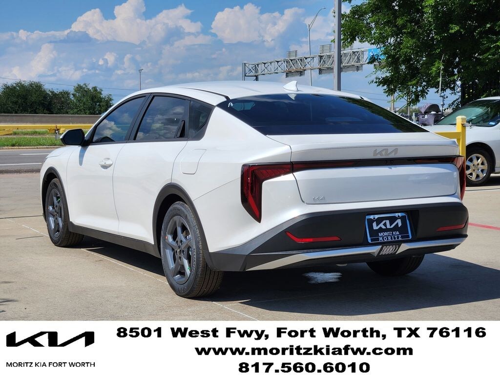 New 2026 Kia K4 LXS Sedan