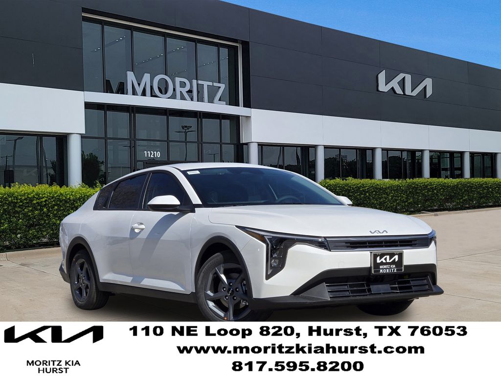 2026 Kia K4 LXS AT's photo