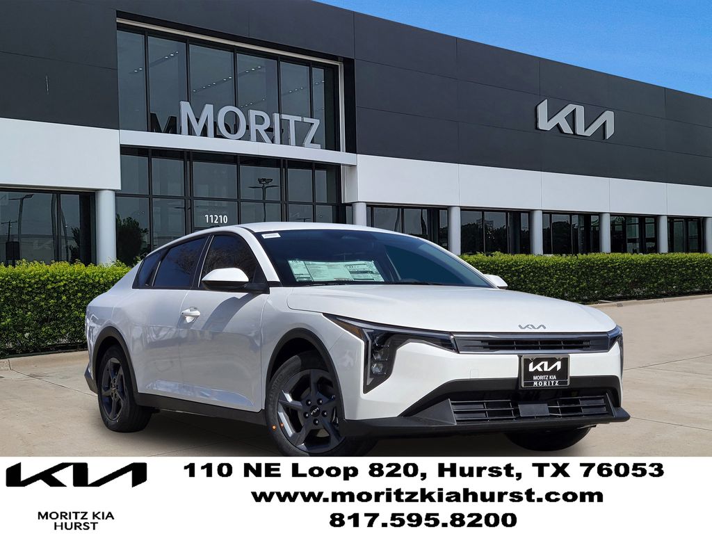 2026 Kia K4 LXS AT's photo