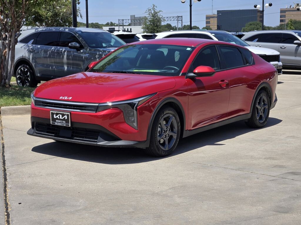 New 2026 Kia K4 LXS Sedan