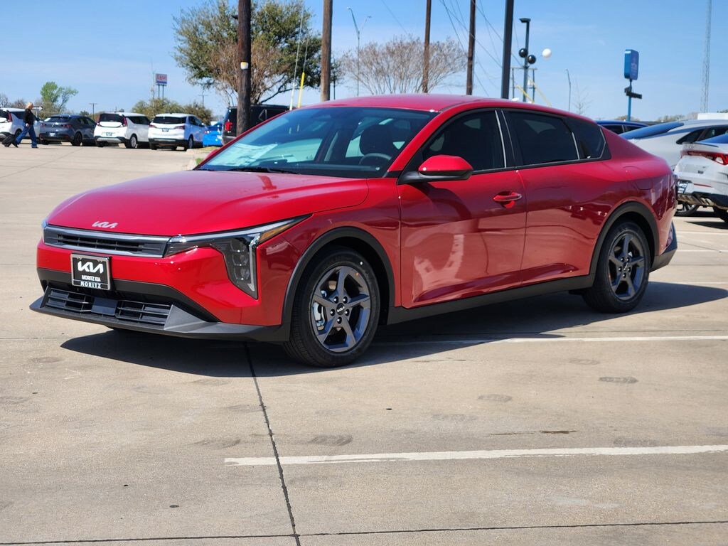 New 2026 Kia K4 LXS Sedan