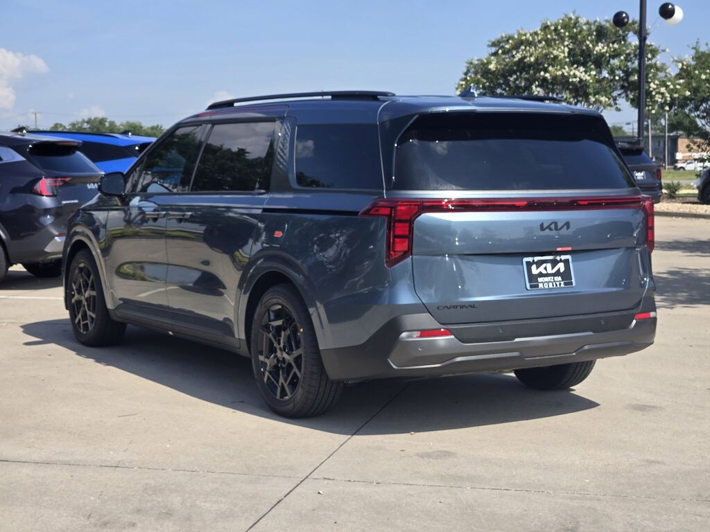 New 2026 Kia Carnival SX Minivan/Van