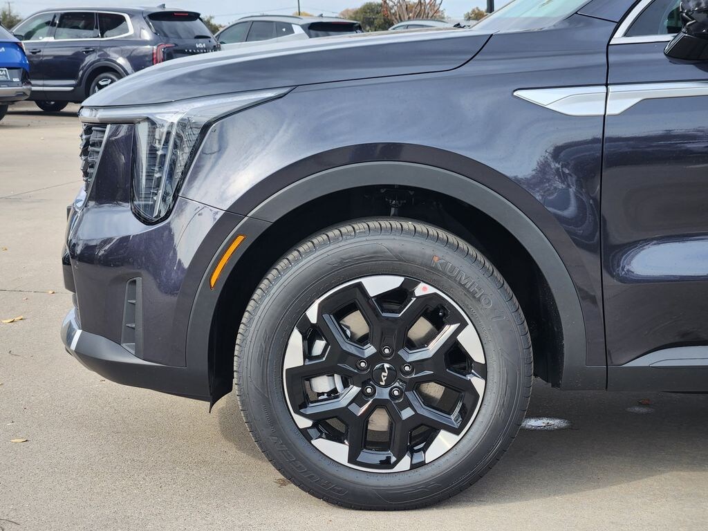 New 2026 Kia Sorento S SUV