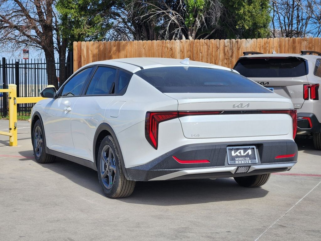 New 2026 Kia K4 LXS Sedan