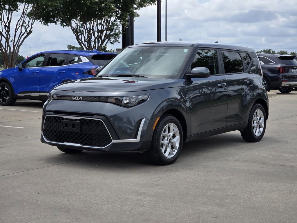 Certified 2025 Kia Soul LX Hatchback