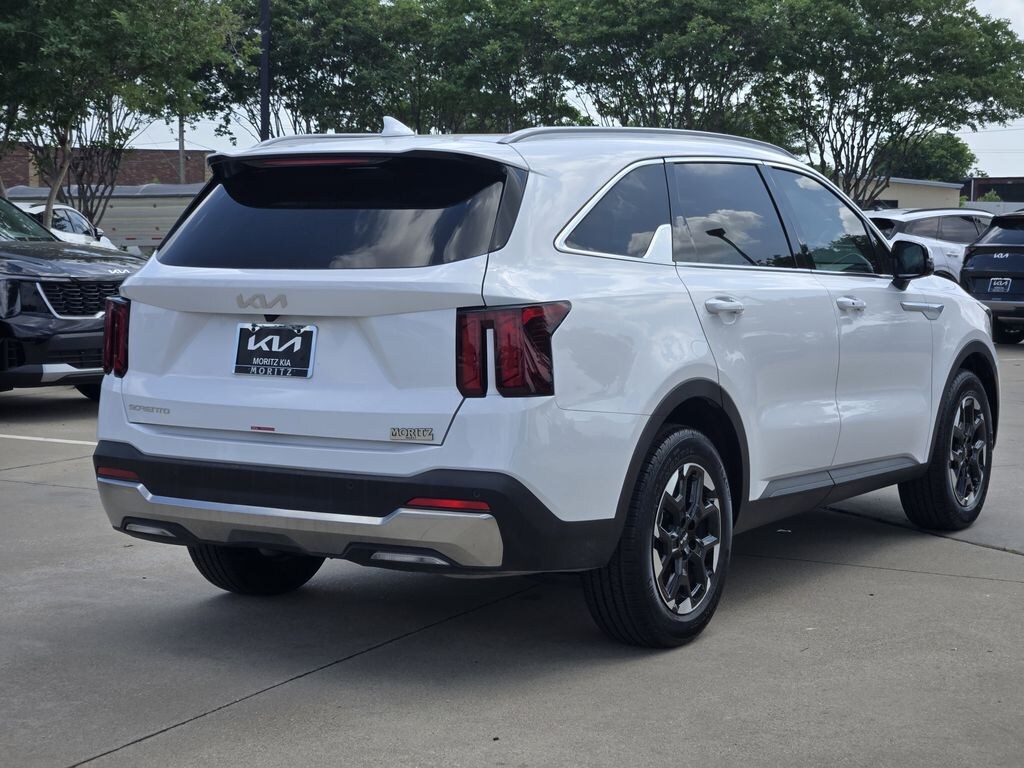 New 2026 Kia Sorento S SUV