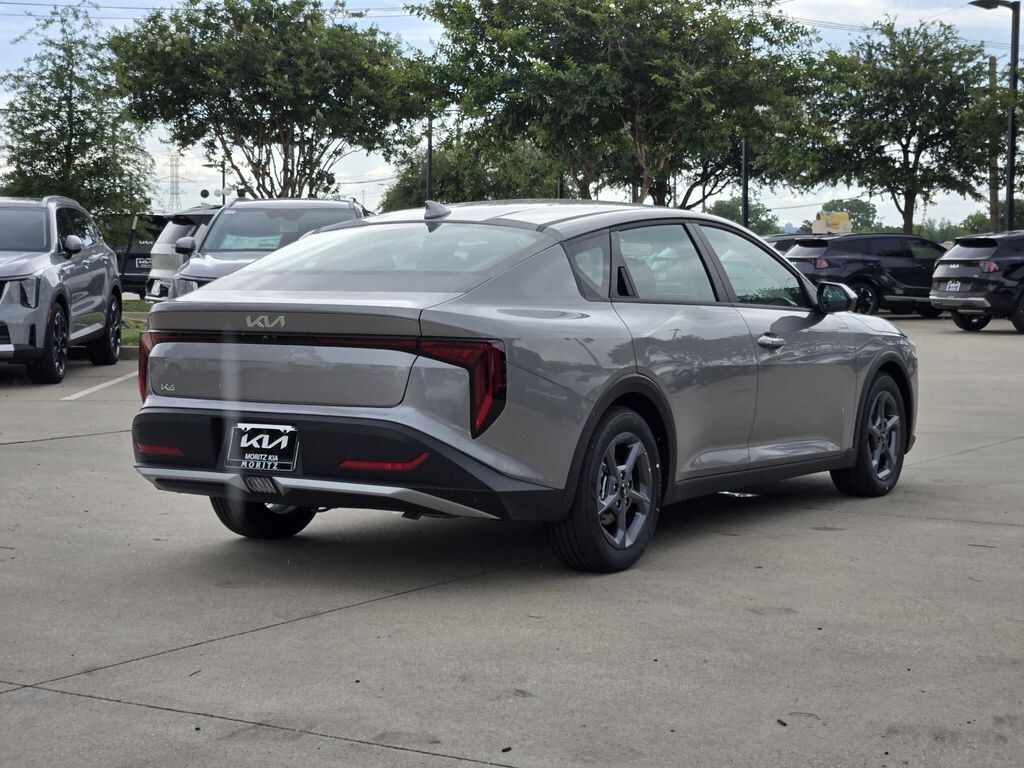 New 2026 Kia K4 LXS Sedan