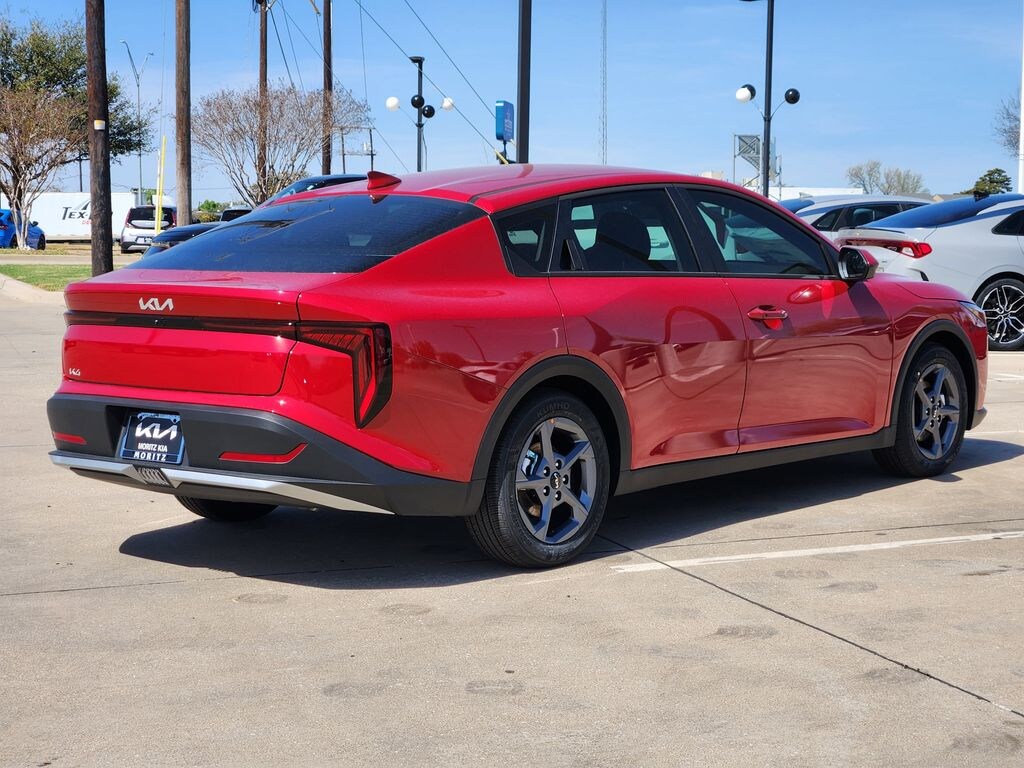 New 2026 Kia K4 LXS Sedan