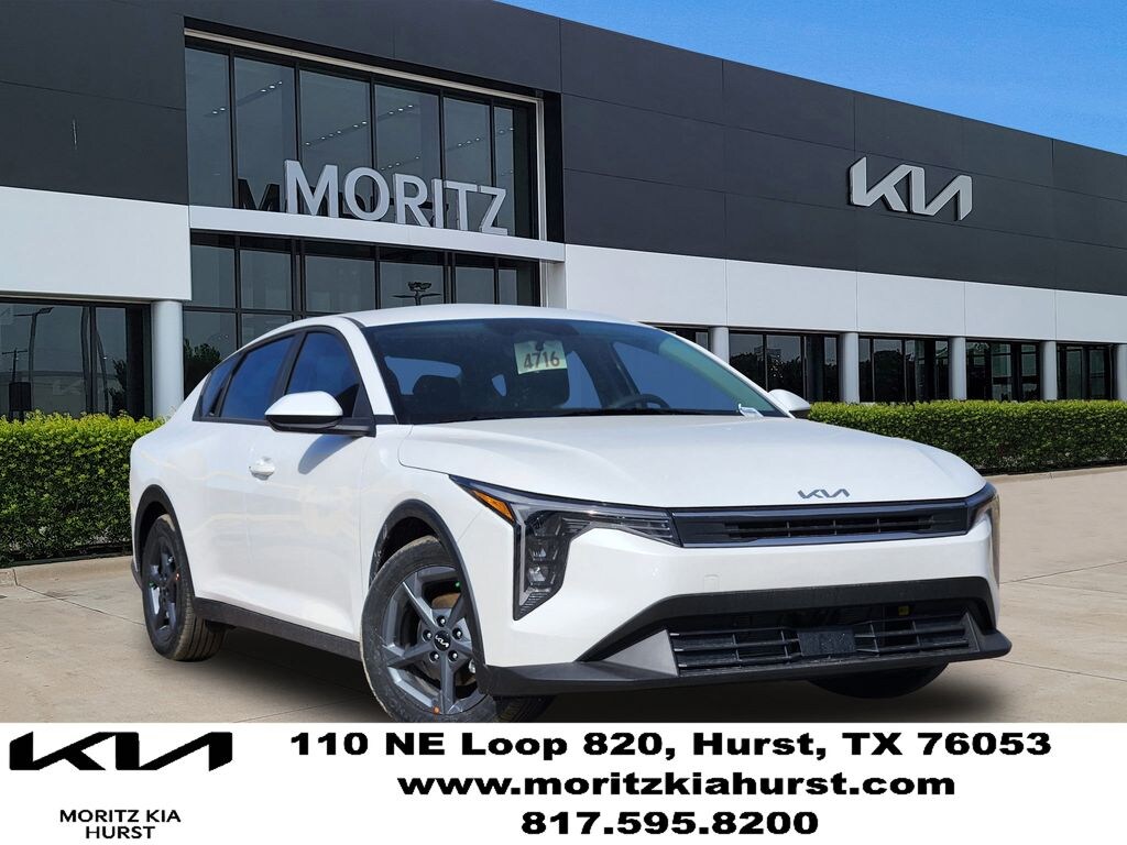 New 2026 Kia K4 LXS Sedan