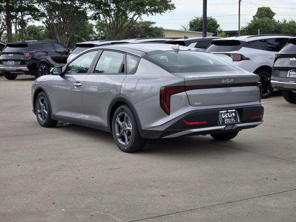 New 2026 Kia K4 LXS Sedan