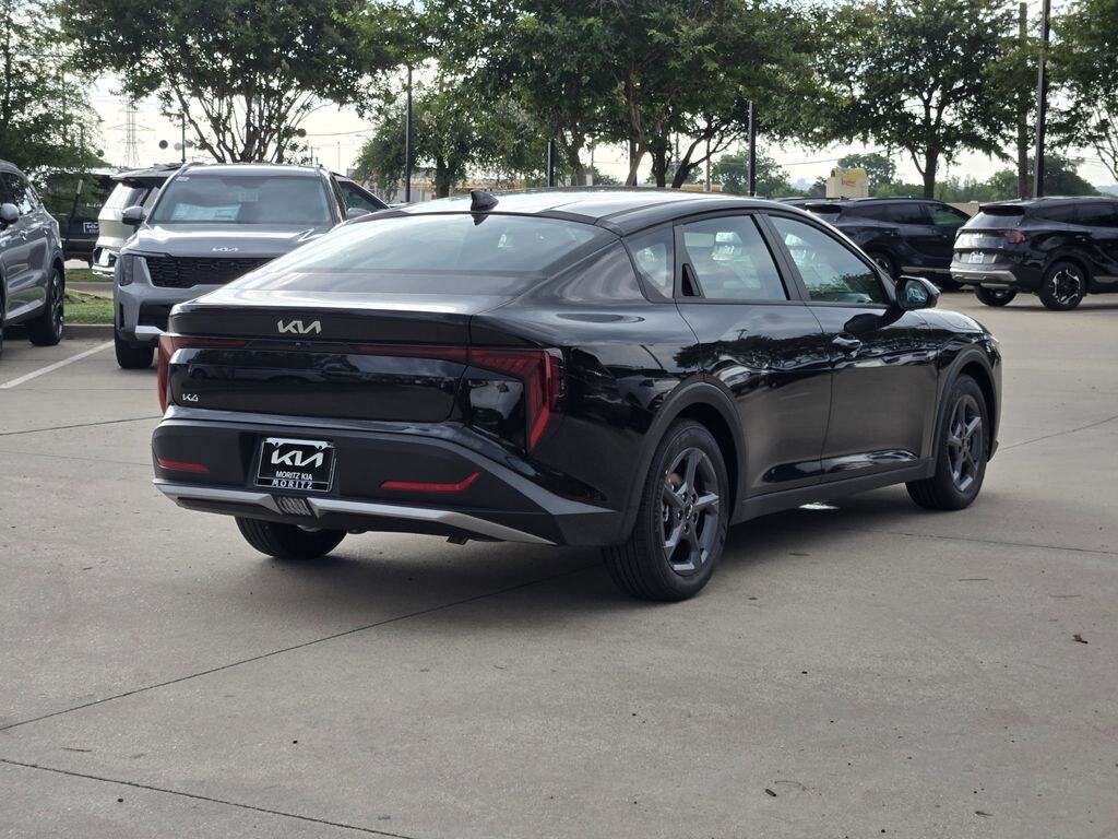 New 2026 Kia K4 LXS Sedan