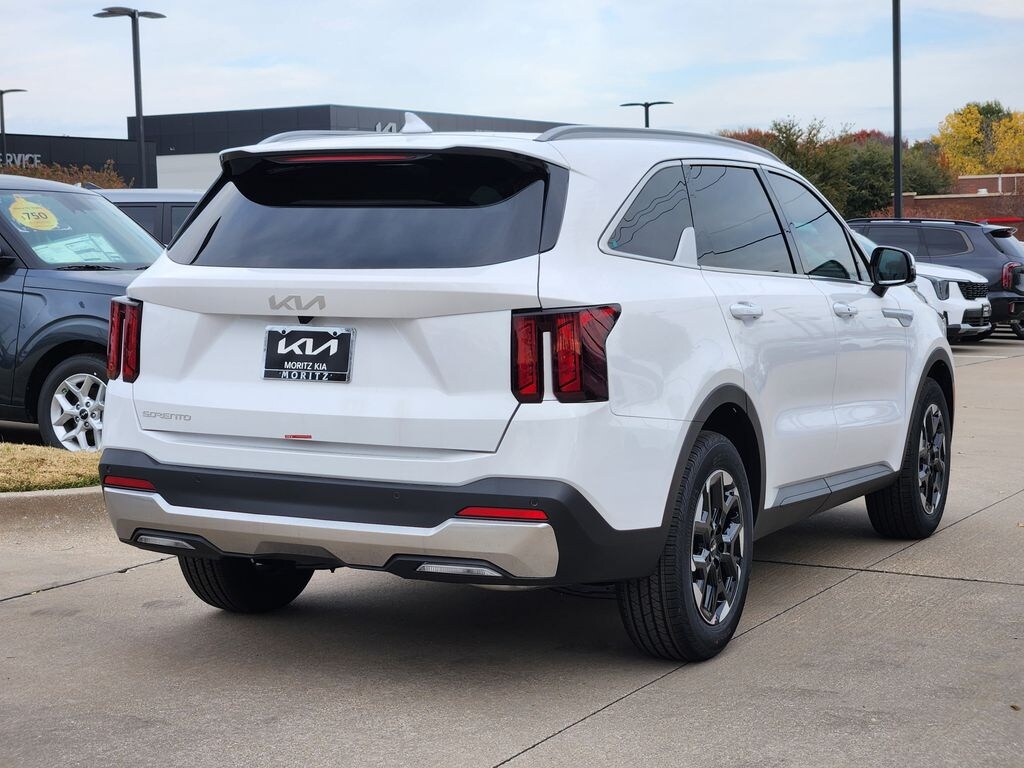 New 2026 Kia Sorento S SUV