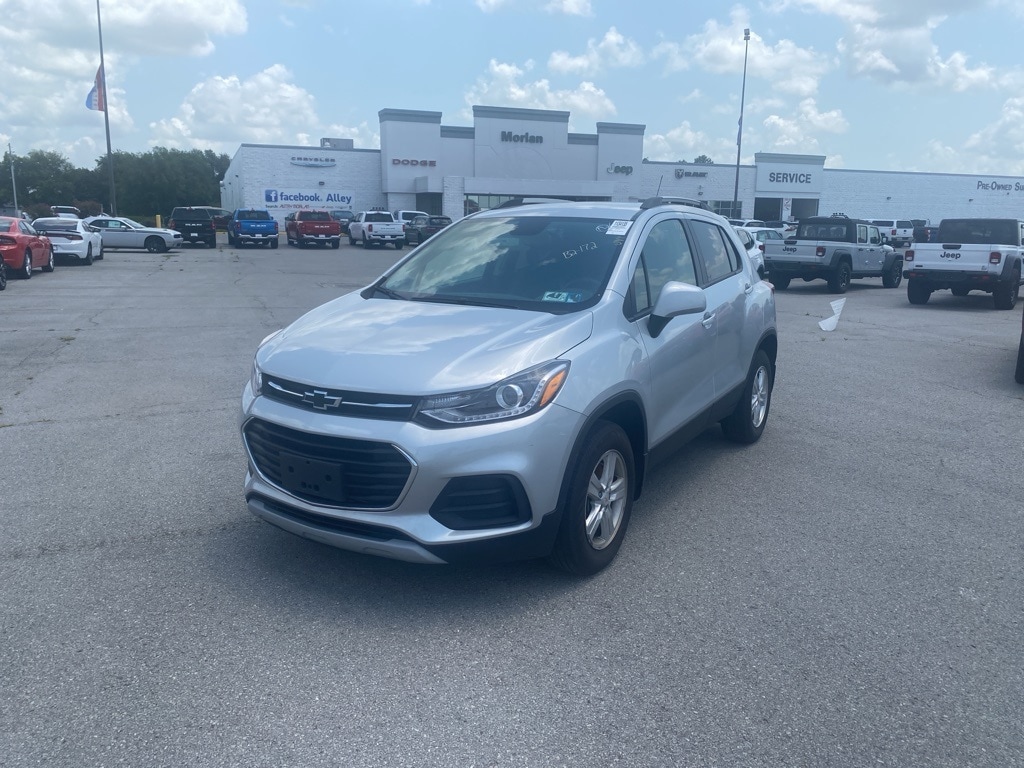 Used 2021 Chevrolet Trax LT with VIN KL7CJPSB0MB350267 for sale in Sikeston, MO