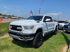 New 2022 Ram 1500 BIG HORN CREW CAB 4X4 5'7' BOX 4WD Standard Pickup Trucks for Sale in Sikeston, MO, at Autry Morlan Dodge Chrysler Jeep Ram