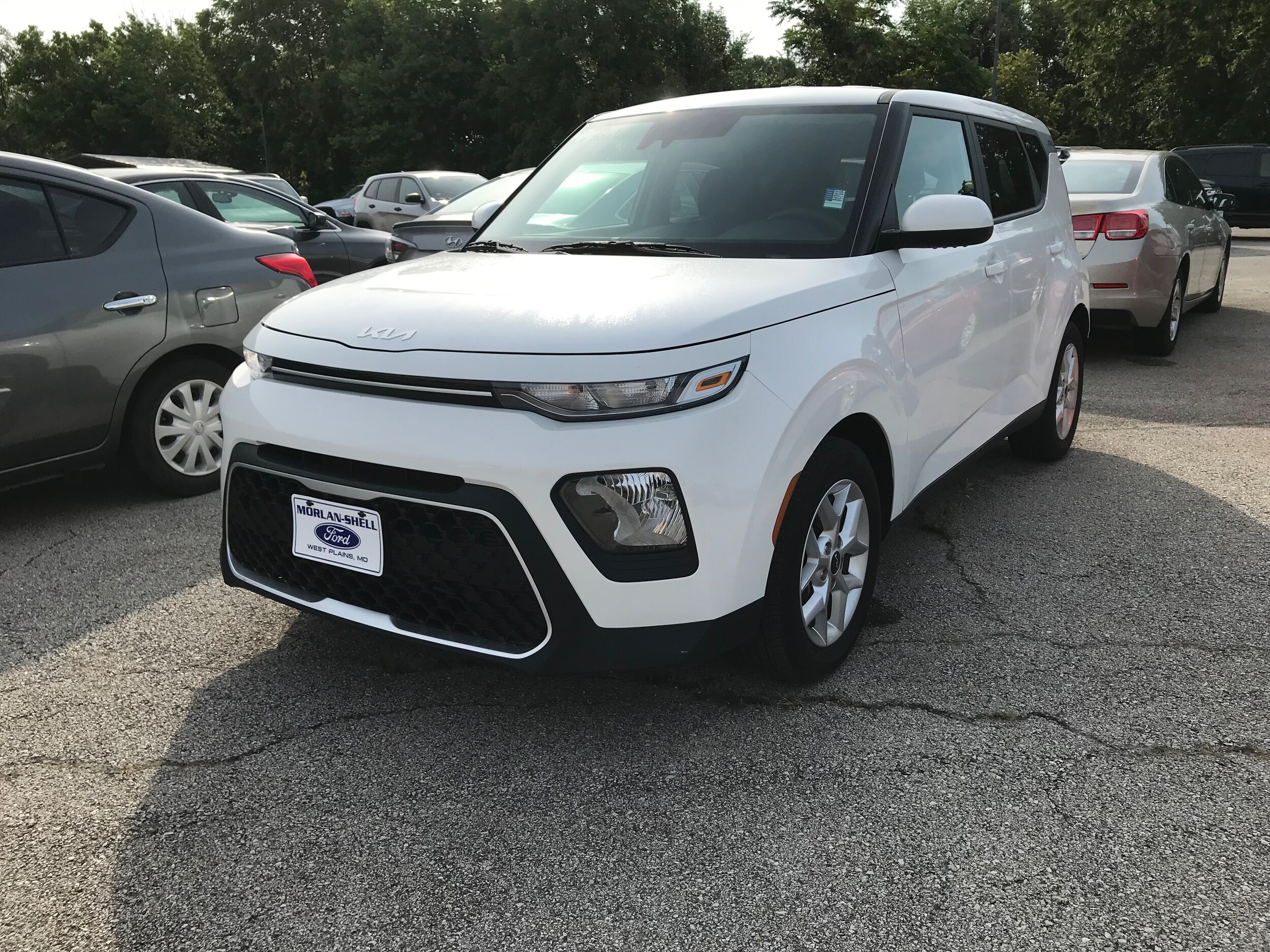 2022 Kia Soul LX S X-Line photo 2