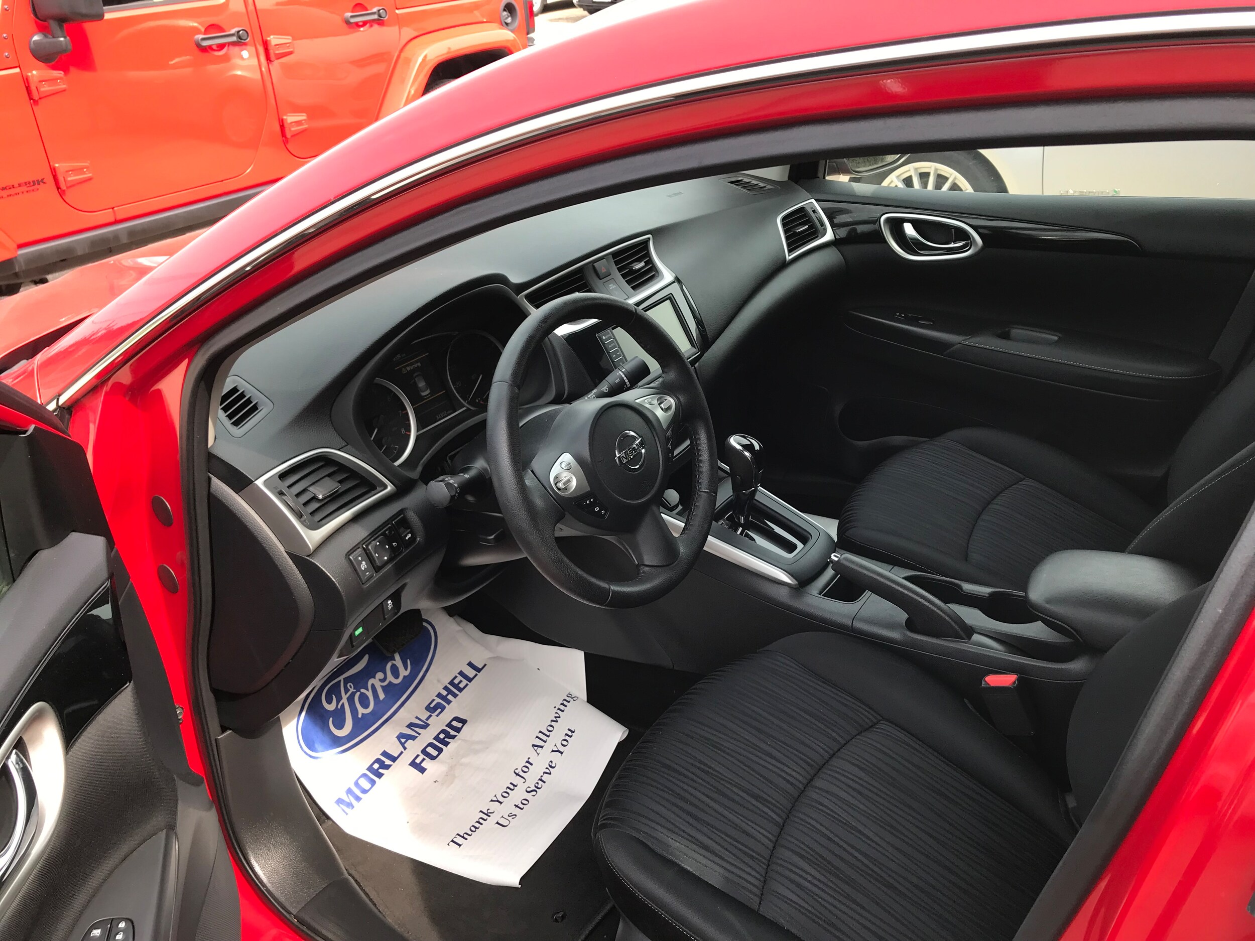 2019 Nissan Sentra SV photo 2