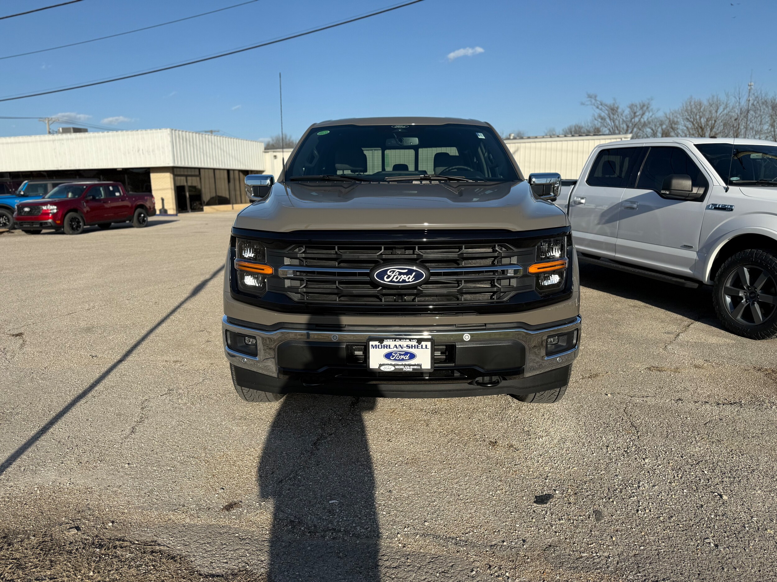 2025 Ford F-150 XLT photo 2