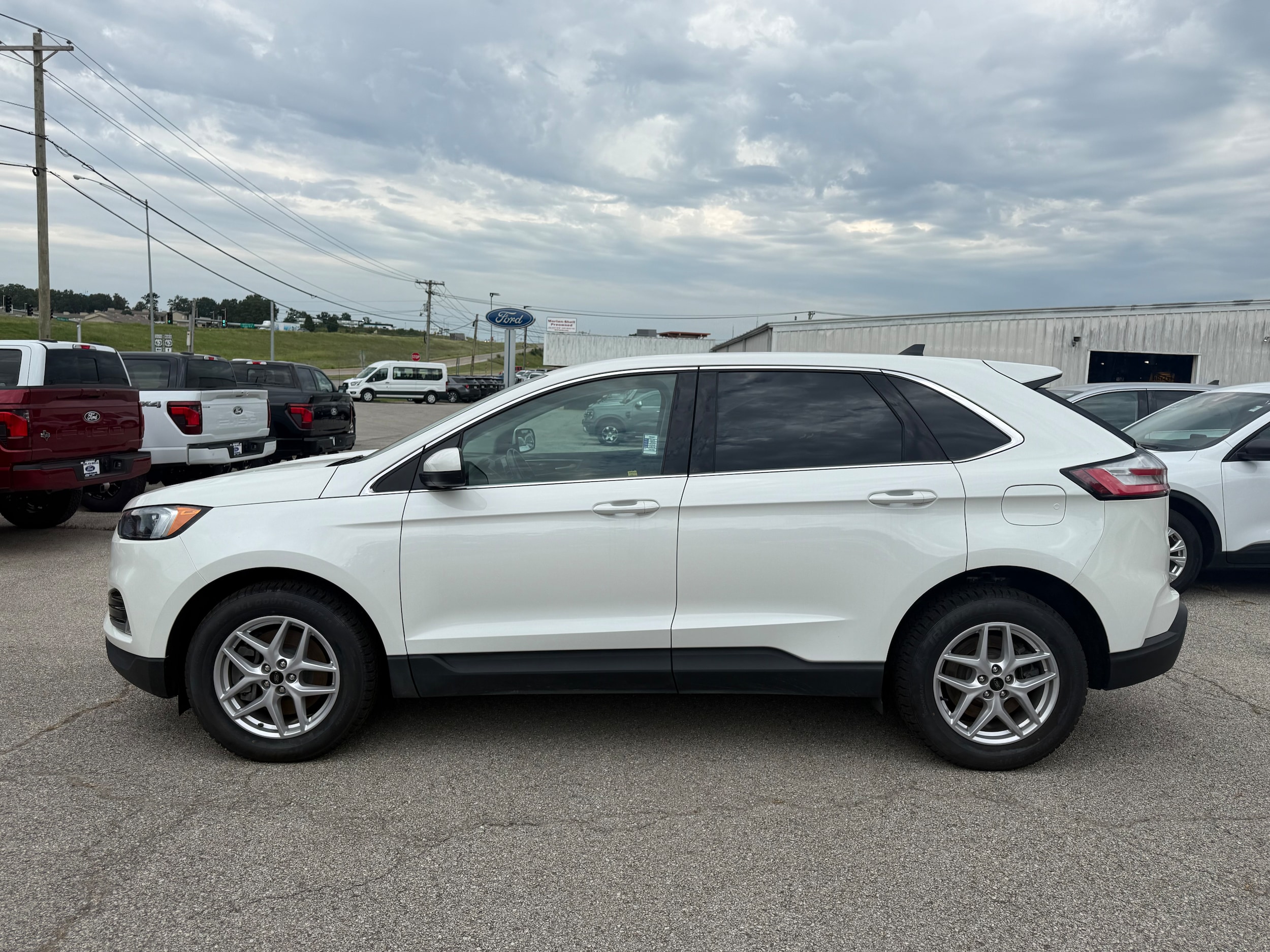 2023 Ford Edge