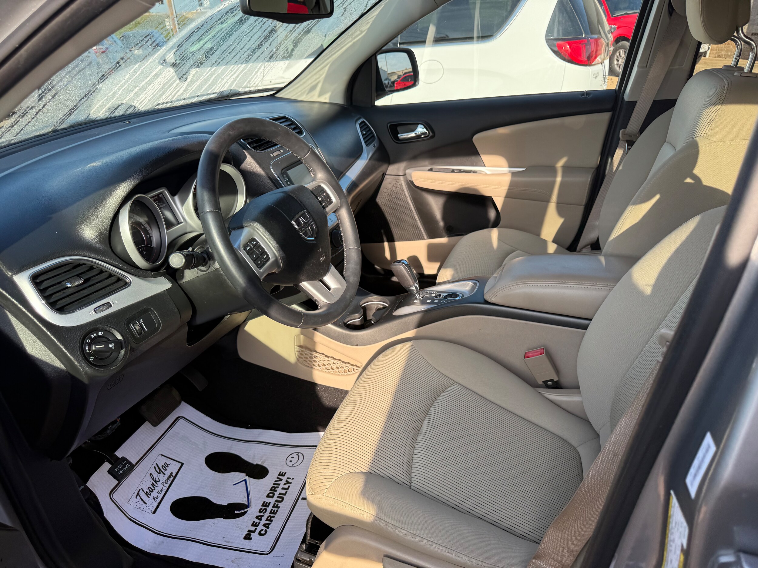 2016 Dodge Journey SXT photo 3