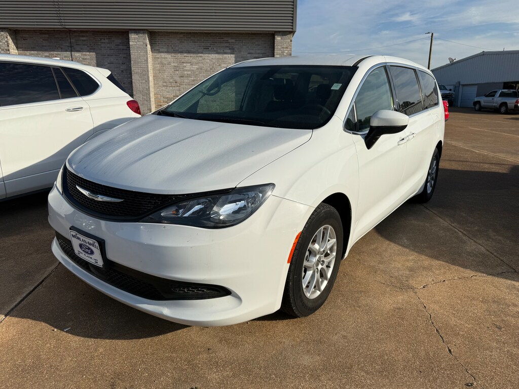 Used 2022 Chrysler Voyager LX Passenger Van