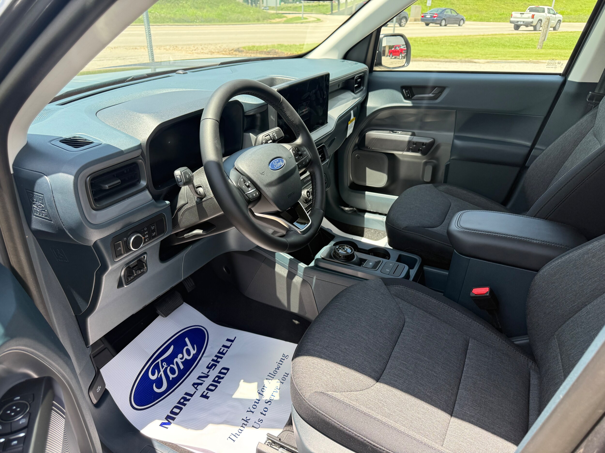 2025 Ford Maverick XLT photo 3