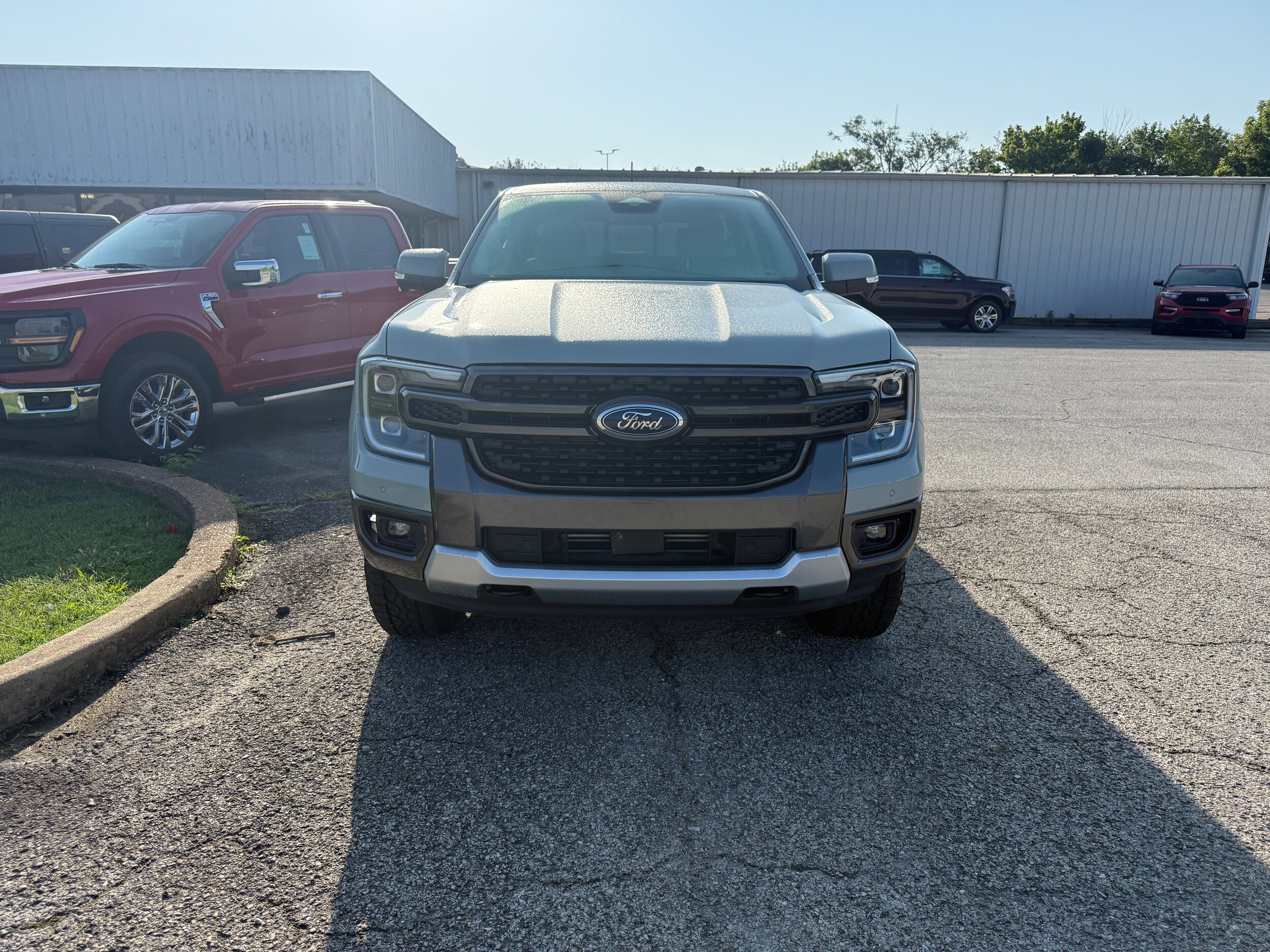 2024 Ford Ranger Lariat photo 2