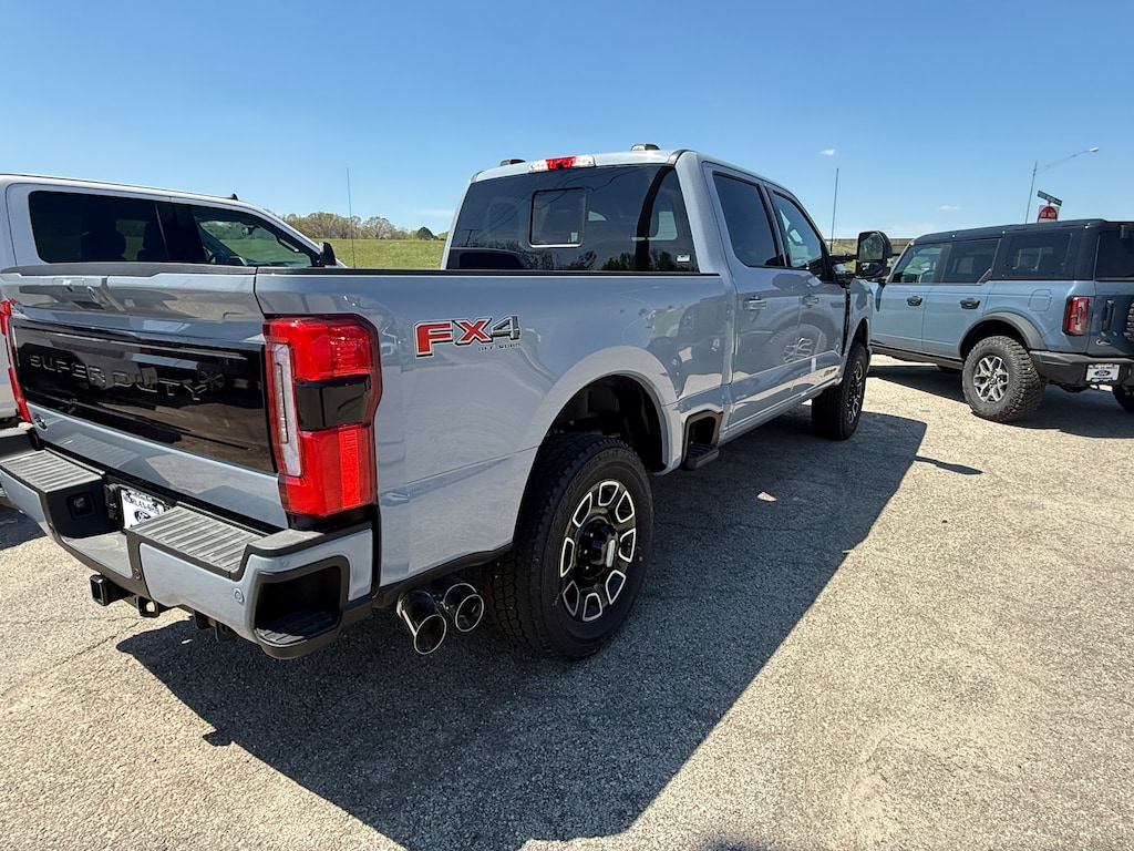 New 2026 Ford Super Duty F-350 Platinum TRUCK