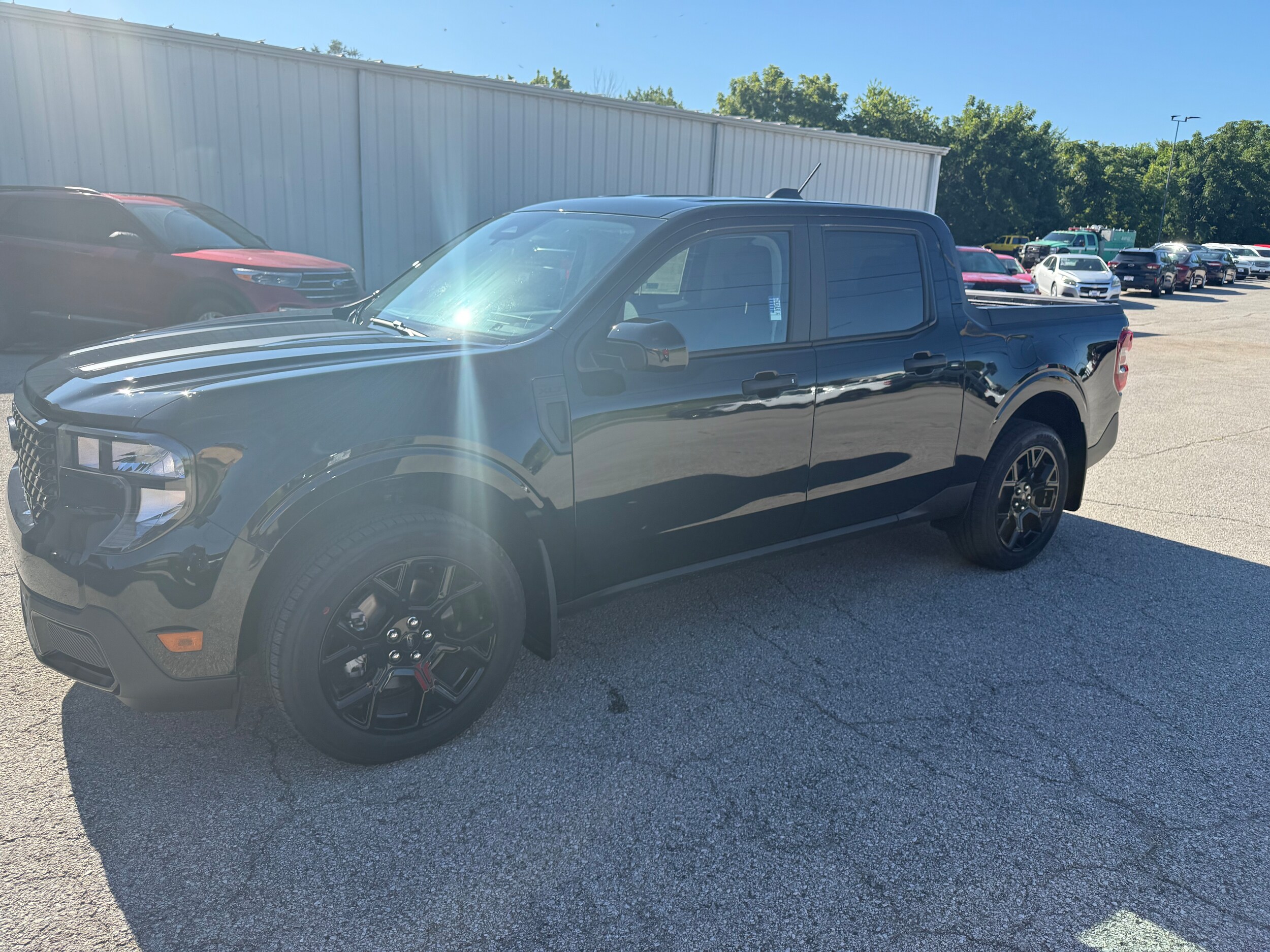 2025 Ford Maverick XLT photo 3