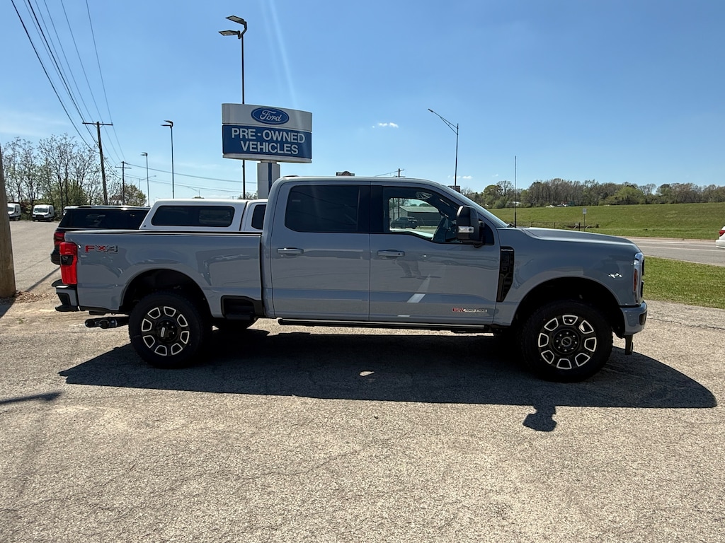 New 2026 Ford Super Duty F-350 Platinum TRUCK