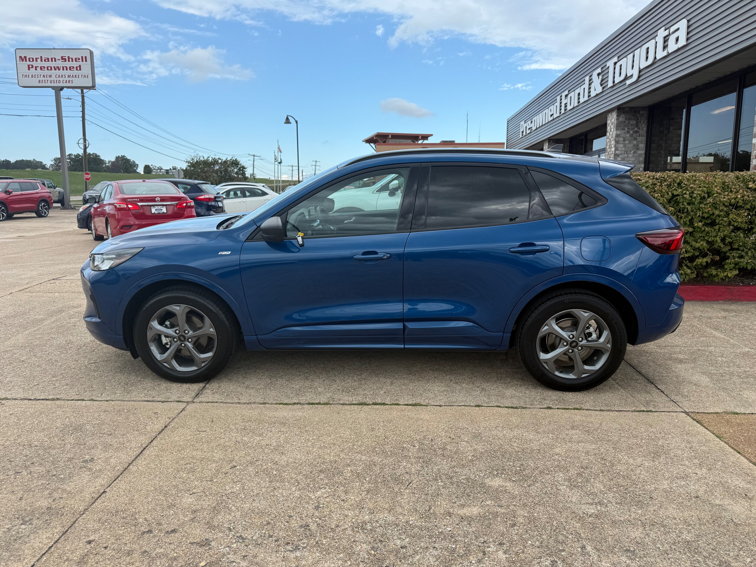 2023 Ford Escape ST-Line photo 3