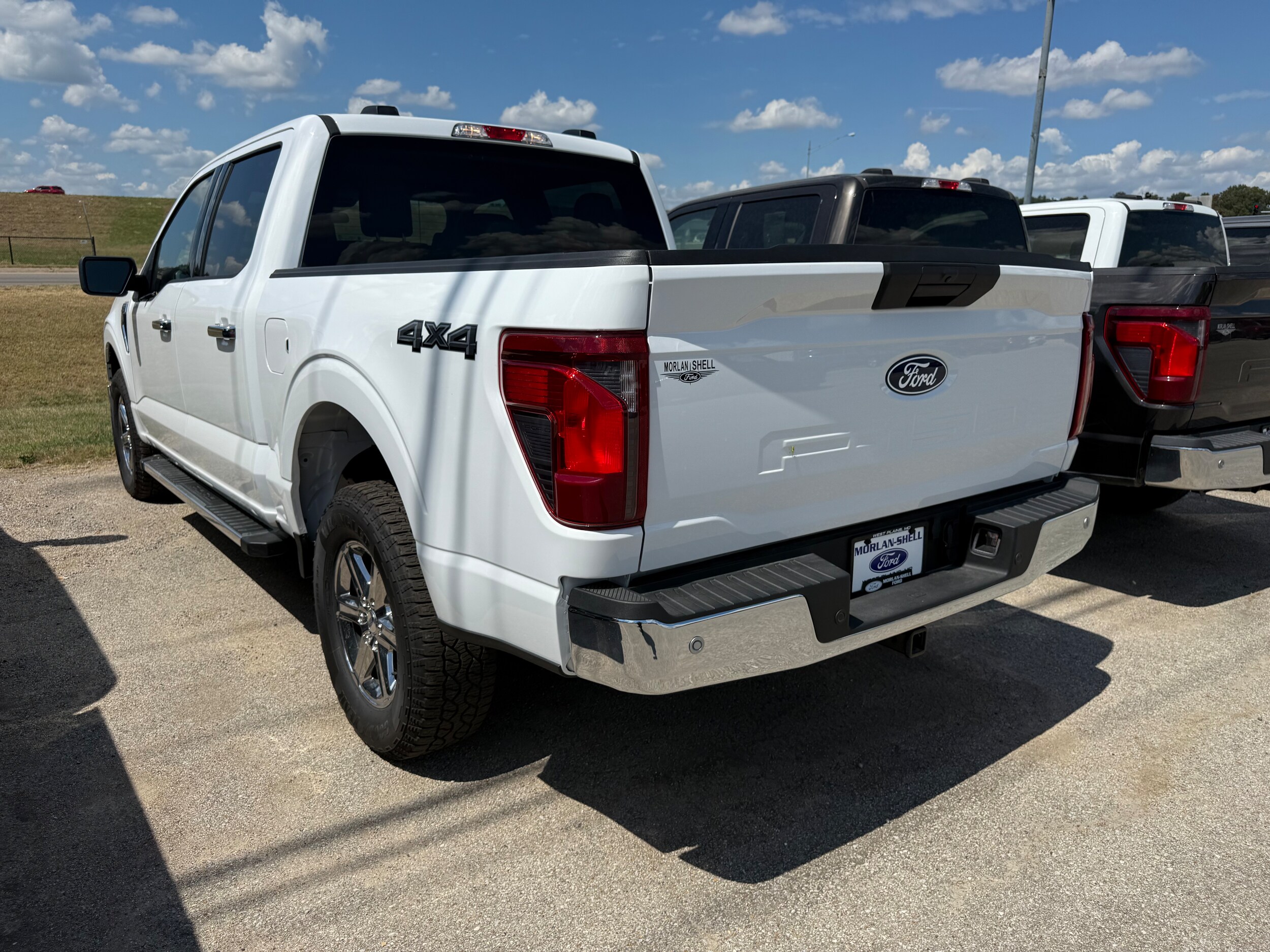 2025 Ford F-150 XLT photo 3