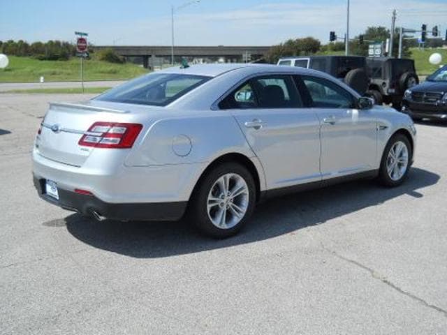 Used 2013 Ford Taurus SEL with VIN 1FAHP2E88DG184406 for sale in West Plains, MO