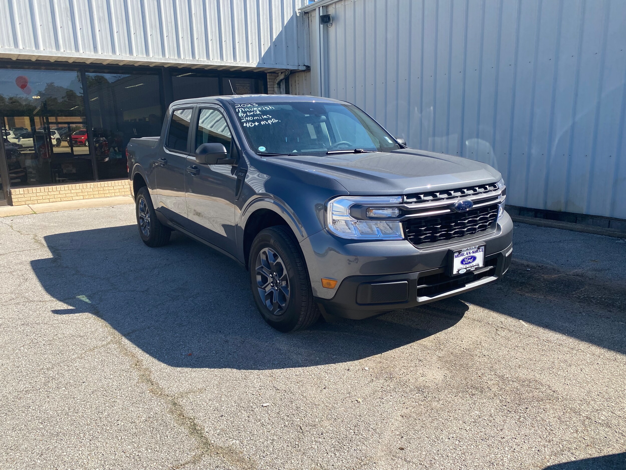 2023 Ford Maverick XLT Lariat photo 2